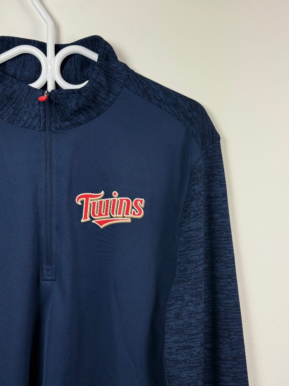Minnesota Twins Majestic Men quarter zip Cool Base size L (new without tags)